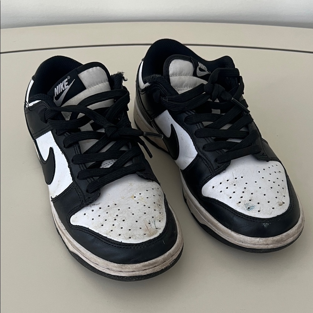 Nike Dunks Low retro Panda sneakers
